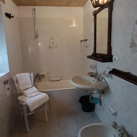 Albergo Diffuso Ornica Nel Cuore Exterior photo